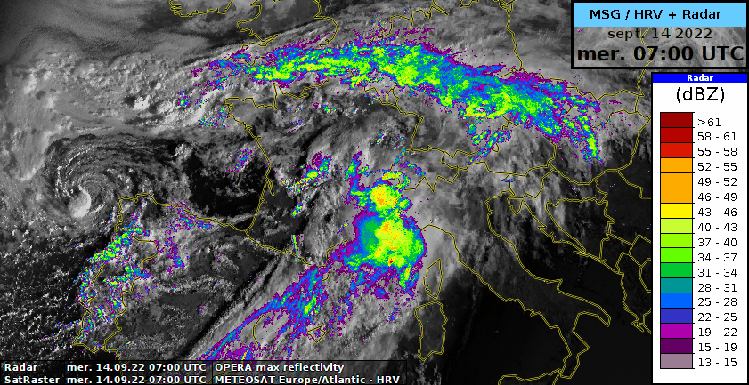Images satellites et réflectivité radar du 14 septembre 2022 de 7 à 10 h UTC.