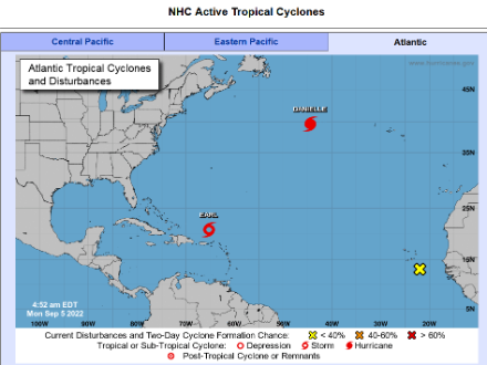 Carte des systèmes cycloniques actifs et perturbations qui ont une probabilité d'évoluer en cyclone tropical ou subtropical. Mise à jour du lundi 5 septembre à 10h52 heure locale en Suisse.