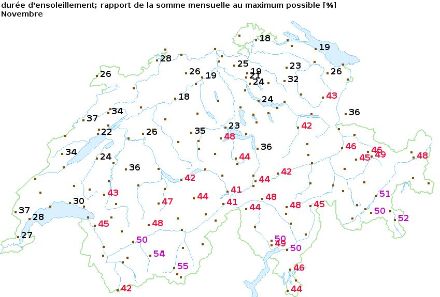 Figure 4. Ensoleillement relatif (en %) en novembre. Les Préalpes, les Alpes et le Sud des Alpes ont un meilleur ensoleillement relatif que le Jura et surtout sur le Plateau.
