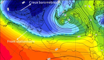 Figure 3 : 20 novembre 2022 à 00 UTC, pression réduite au niveau de la mer (contours noirs, labels en hPa) et température moyenne entre environ le niveau de la mer et 5000 m d’altitude (couleurs qualitatives, chaud vers le rouge et froid vers le bleu).