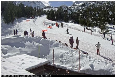 Ambiance hivernale ce samedi dans la petite station de ski de Haute Asco en Corse, à 1450 mètres d'altitude.