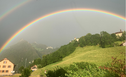 Arc-en-ciel à Epagny. Source : Crowdsourcing@MétéoSuisse-App