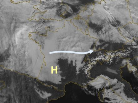 Image satellite de lundi matin. Source Eumetsat, MeteoSuisse