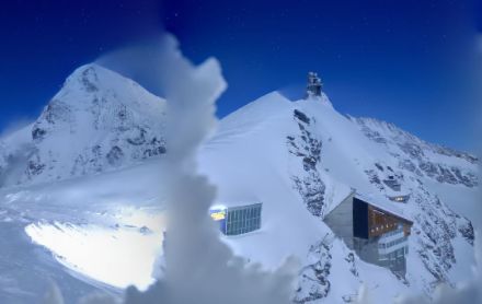Webcam du Jungfrauchjoch durant la nuit du 18 au 19 avril 2024