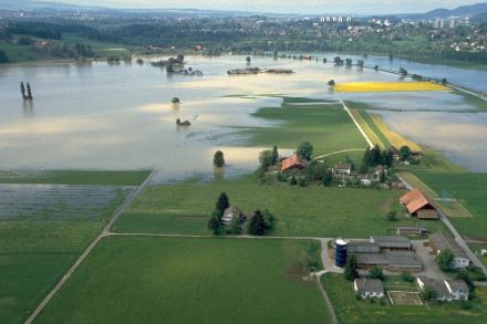 Photo montrant l'inondation du Belpmoos en mai 1999
