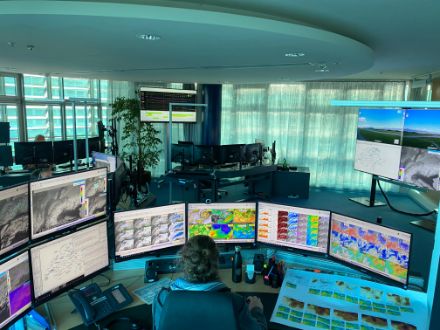 Salle de prévision du Centre Régional Ouest à Genève