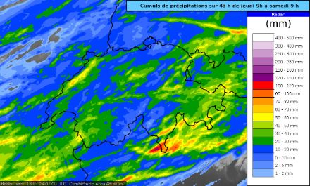 Carte des cumuls de précipitations (en mm) sur 48 h de jeudi 9 h à samedi 9 h.