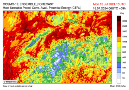 Les orages ne devraient en principe pas manquer de carburant. Ici, l'énergie convective potentielle disponible (CAPE) sera plutôt élevée.