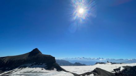 La canicule s'est également fait sentir en montagne avec +17,3 °C au sommet des Diablerets le 11 août 2024. 
