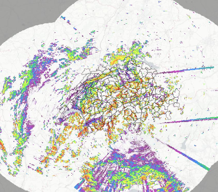 Image radar "brute" contenant tous les signaux mesurés par l'antenne : non seulement les précipitations, mais aussi des échos indésirables liés aux montagnes ou à des objets artificiels. Source : MétéoSuisse