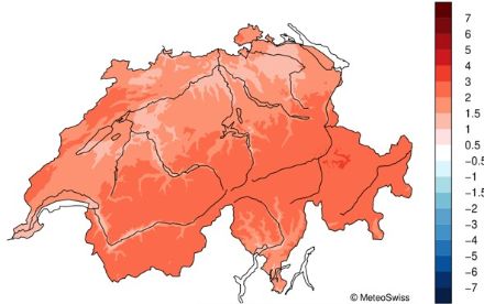 Répartition en Suisse de la température en avril 2025. L’écart (en °C) à la norme 1991-2020 est représenté.