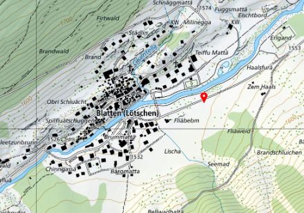 La station météorologique de Blatten (marquée en rouge) était située à l'extrémité est du village, près de la Lonza.