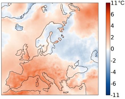 Figure 3. Répartition spatiale de la température en juin 2025 en Europe. L’écart (en °C) à la période de référence 1991-2020 est représenté. 