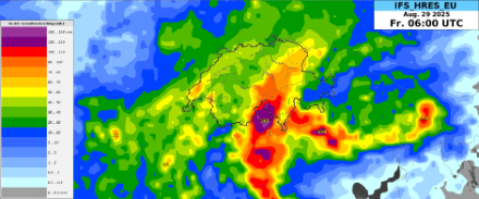 Modèle IFS-HRES du 26/08/25 00 UTC : cumul des précipitations sur 36 heures de jeudi 00 UTC jusqu'à vendredi 06 UTC. Source : ECMWF, MétéoSuisse