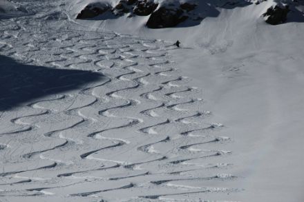 Une journée parfaite au-dessus de la limite de la neige au Giglistock.