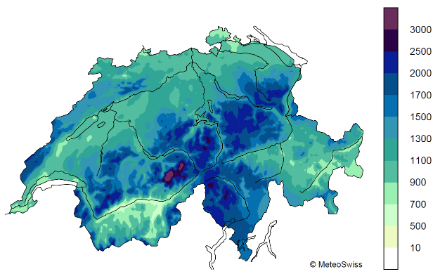 Carte de la Suisse avec des indications sur la quantité de précipitations selon un code couleur. C'est au Tessin, dans les Alpes et les Préalpes que les précipitations sont les plus importantes (2000 mm et plus), dans la vallée du Rhône et en Engadine qu'elles sont les plus faibles.