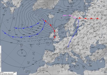 Carte de l'Europe des zones de haute et basse pression montrant l'évolution des isobares et des fronts chauds et froids.