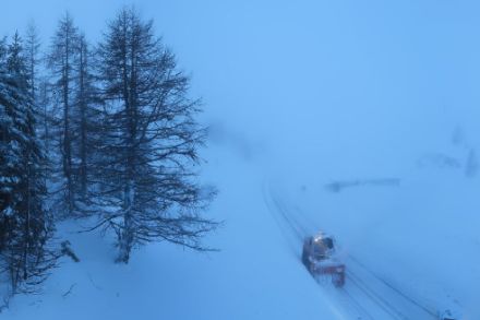 Fraiseuse à neige au col du Simplon